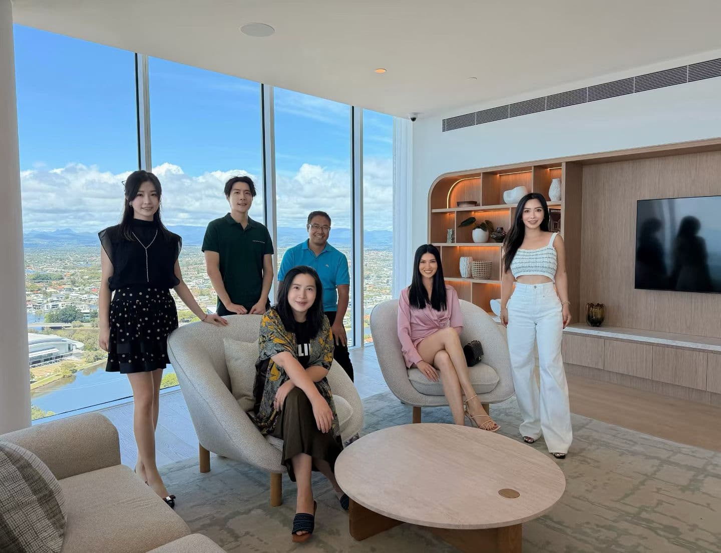 Oceano Realty team together